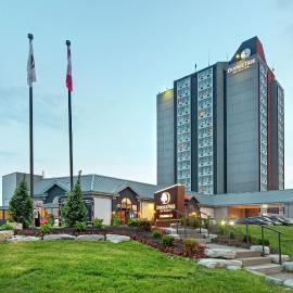 Doubletree by Hilton Toronto Airport, ON，位于多伦多的酒店
