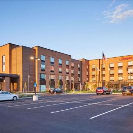 Hampton Inn & Suites Hood River，位于胡德里弗的酒店