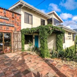 Hotel Punta Descartes,位于拉克鲁斯的酒店