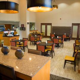 Hampton Inn & Suites Grenada，位于格林纳达的酒店