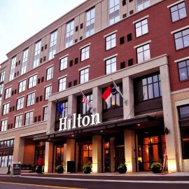 Hilton Asheville Biltmore Park，位于阿什维尔的酒店