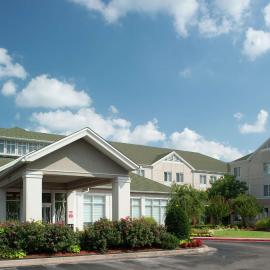 Hilton Garden Inn Tulsa Airport，位于塔尔萨的酒店