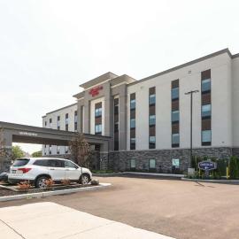 Hampton Inn Hamburg，位于汉堡的酒店