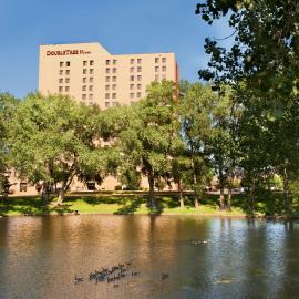 DoubleTree by Hilton Minneapolis Park Place