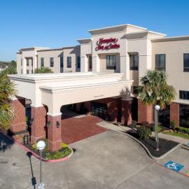 Hampton Inn & Suites Port Arthur，位于亚瑟港的酒店
