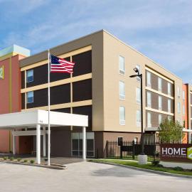 Home2 Suites St. Louis / Forest Park，位于Richmond Heights的酒店
