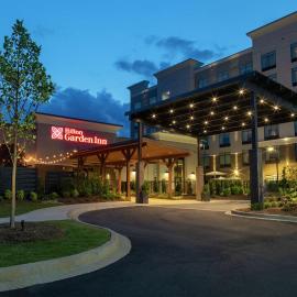 Hilton Garden Inn Spartanburg，位于斯帕坦堡的酒店