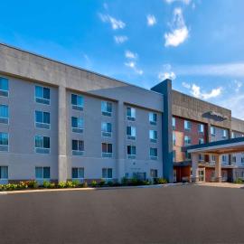 Hampton Inn Waterbury,位于沃特伯里的酒店
