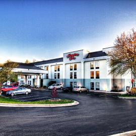 Hampton Inn Jonesville/Elkin,位于Jonesville的酒店