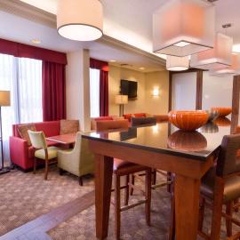 Spark by Hilton St Louis Southwest，位于芬顿的酒店
