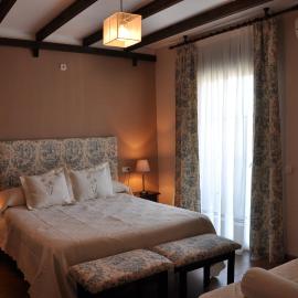 Apartamentos El Mirador Del Soto，位于Sotoserrano的酒店