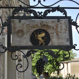 Seiterre Agriturismo Tenuta San Leone，位于明乔河畔的瓦雷奇奥的酒店