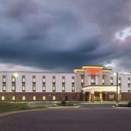 Hampton Inn Morristown, I-81, TN,位于莫里斯敦的酒店