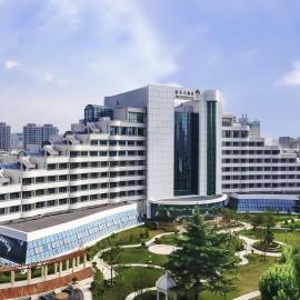 潍坊富华大酒店a座，位于潍坊的酒店