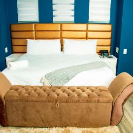 Kliprivier Guest House,位于Tokoza的酒店