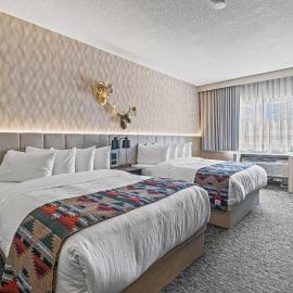 Everwild Canmore Hotel，位于坎莫尔的酒店
