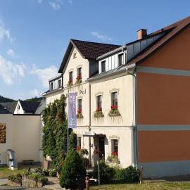 Hotel zur Post，位于克林根塔尔的酒店