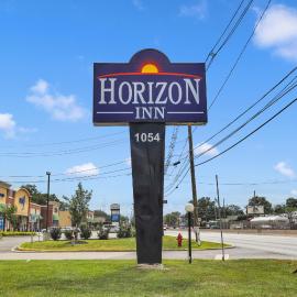 Horizon Inn，位于阿弗内尔的酒店