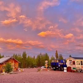 Offroadcamp Dalarna - Adventure Camping & Cabins，位于Sörsjön的酒店
