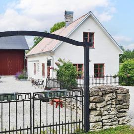 2 person holiday home in SLITE，位于Slite的酒店