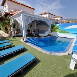 Villa Habibi Luxury 5B，位于夏约法的酒店
