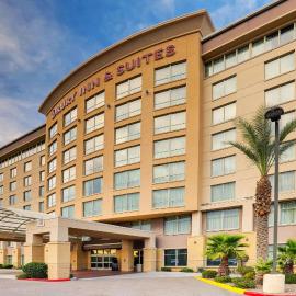 Drury Inn & Suites Phoenix Chandler Fashion Center，位于钱德勒的酒店