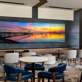 Courtyard by Marriott Philadelphia South at The Navy Yard，位于费城的酒店