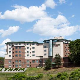 Courtyard by Marriott Boston Waltham，位于沃尔瑟姆的酒店