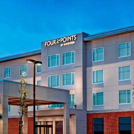 Four Points by Sheraton Edmonton International Airport，位于尼斯库的酒店