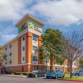 Extended Stay America Suites - Orange County - Katella Ave，位于奥兰治的酒店