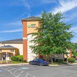 Extended Stay America Suites - Washington, DC - Falls Church - Merrifield，位于梅里菲尔德的酒店