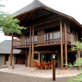 Sondela Nature Reserve & Spa Makhato Lodges，位于贝拉贝拉的酒店