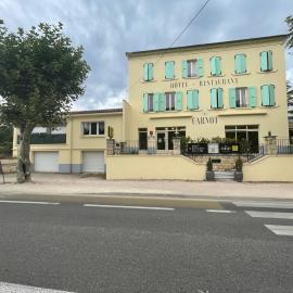 Logis Hotel & Restaurant Le Carnot，位于戴伊的酒店