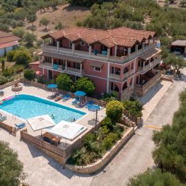 Anemomylos Studios - Private Pool, Family Escape, by ZanteWize，位于瓦西里科斯的酒店