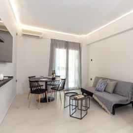 V.L.A Apartments by the sea，位于瓦里的酒店