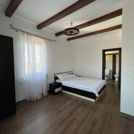 Pensiunea La Conac，位于Bîrlad的酒店