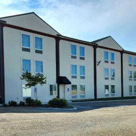 Days Inn by Wyndham LaPlace- New Orleans,位于拉普拉斯的酒店
