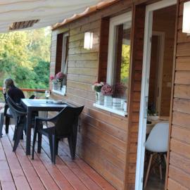 Hetedhét Csillag Apartmanház，位于Bábonymegyer的酒店