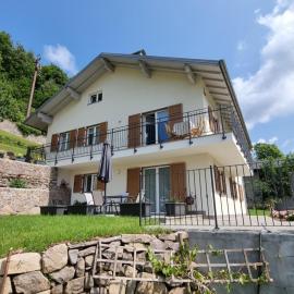 LaLunaMia B&B and Holiday Apartment，位于Bedollo的酒店