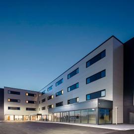 Hampton By Hilton Humberside Airport,位于Kirmington的酒店