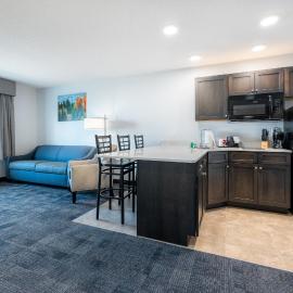 Independence Stay Hotel and Long term suites，位于霍顿的酒店