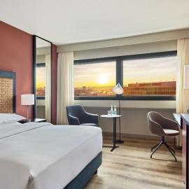 Sheraton Frankfurt Airport Hotel & Conference Center，位于美因河畔法兰克福的酒店
