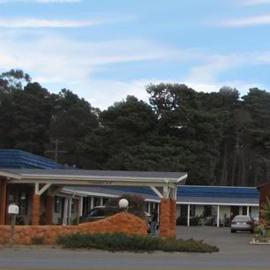 Coast Inn and Spa，位于布拉格堡的酒店