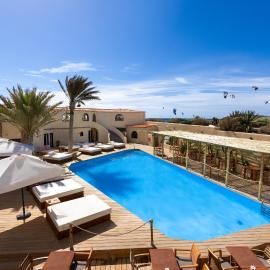 Playa Surf CBbC Hotel，位于厄尔梅达诺的酒店