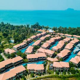 Blue Bay Resort - Access to Pool and Beach-Phuket & Krabi,位于瑶亚岛的酒店