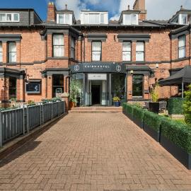 Cairn Hotel Newcastle Jesmond - Part of the Cairn Collection，位于泰恩河畔纽卡斯尔的酒店