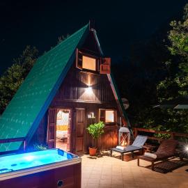 DOLF - Villa Ombrosa，位于Isola的酒店