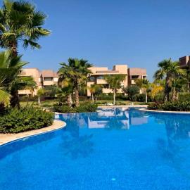 Appartement Prestigia Golf City Marrakech - Porte Agate - Gated community Rez-de-Jardin，位于马拉喀什的酒店