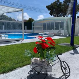 Aroeira Tropical Villa，位于沙尔内卡的酒店