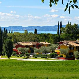 Poiano Garda Resort Appartamenti，位于加尔达的酒店